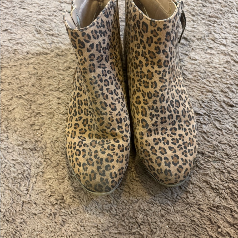Girls Cat & Jack Brown Leopard Animal Print Boots Booties Big Girls 6 Women 8 - Picture 5 of 7